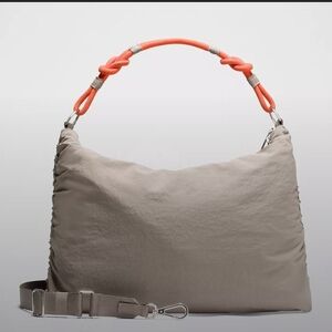 ISO lululemon Convertible Ruched Crossbody Bag Large 16L sunburst